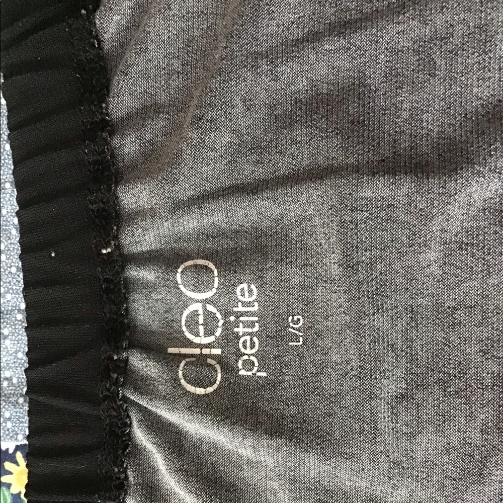 Ladies Top - Picture 3 of 3